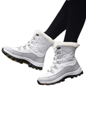 Bottes d'hiver blanc femme crampons - image principale - chic bottes femme