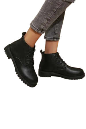 Bottes plates noires femme - image principale - chic bottes femme
